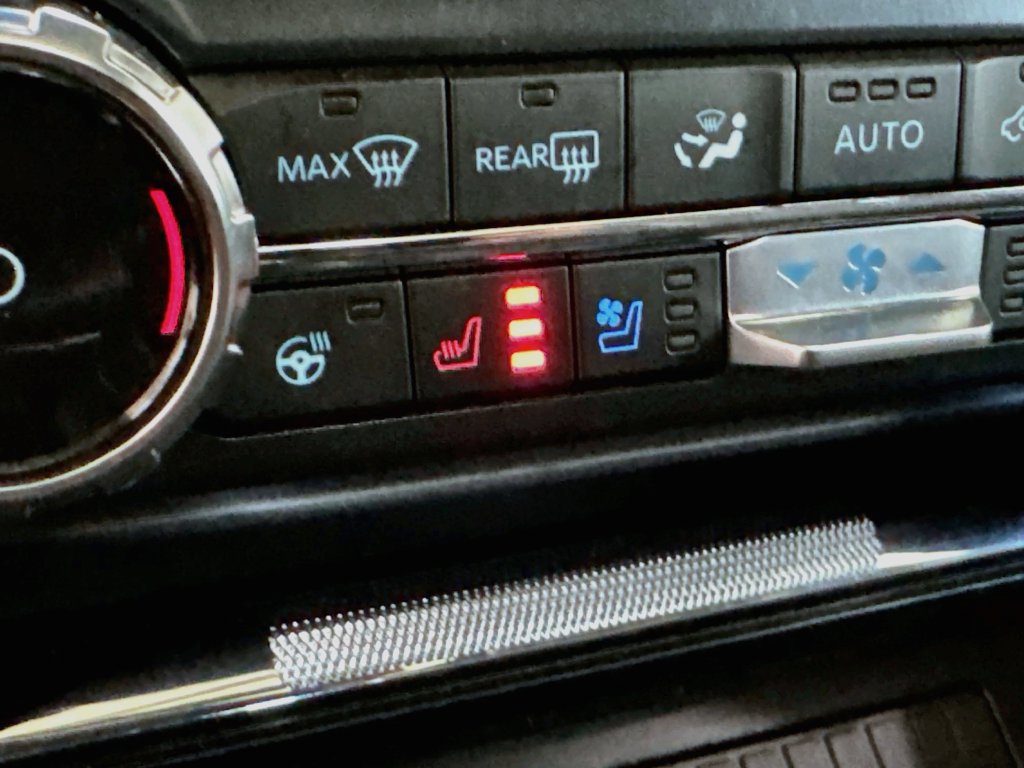 Used 2025 Ford F150 Raptor AWD/4WD image 23