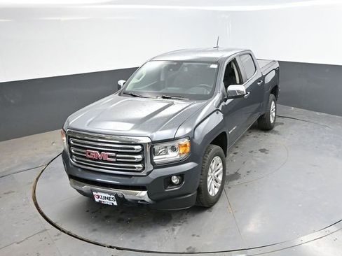 Used 2017 GMC Canyon SLT w/ Driver Alert Package AWD/4WD image 37