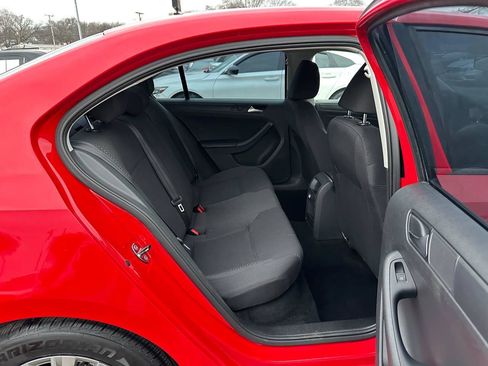 Used 2014 Volkswagen Jetta Sedan FWD image 30