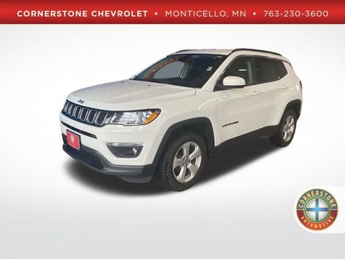 Used 2018 Jeep Compass Latitude w/ Popular Equipment Group AWD/4WD image 1
