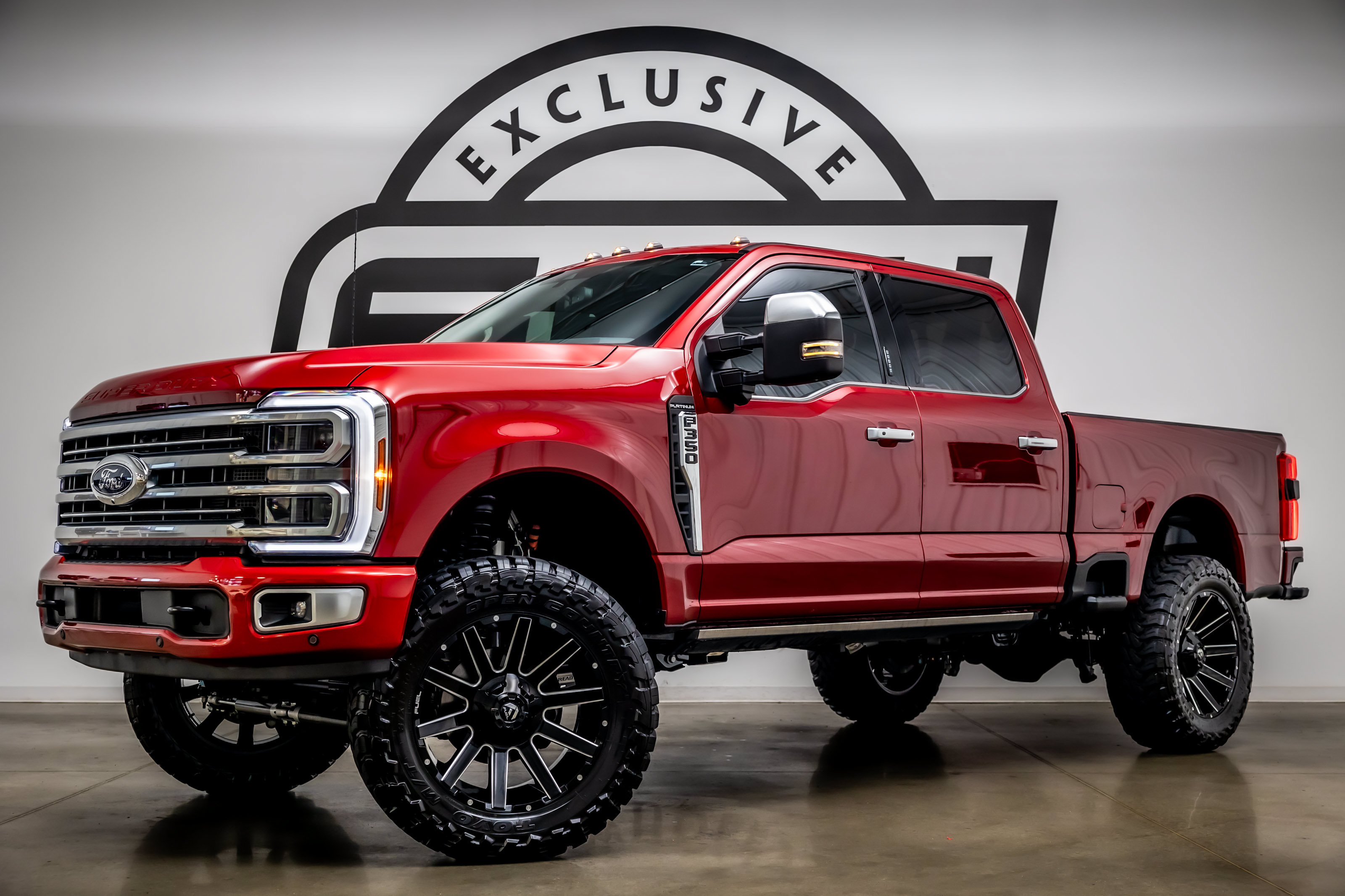 Used 2026 Ford F350 Platinum w/ Platinum Plus Package AWD/4WD image 1