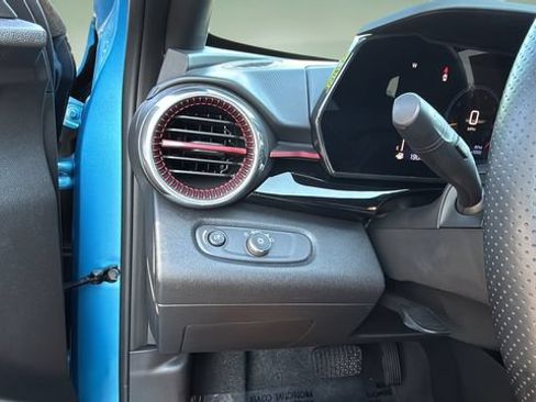 Used 2025 Chevrolet Trax RS w/ Driver Confidence Package FWD image 21