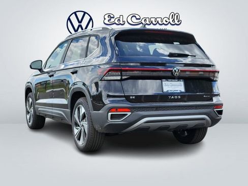 New 2025 Volkswagen Taos SE image 4