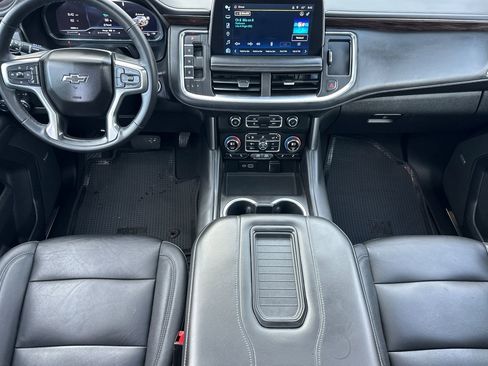 Used 2023 Chevrolet Tahoe Z71 w/ Luxury Package image 10