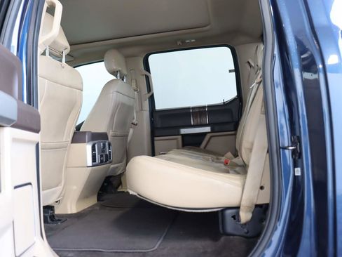 Used 2018 Ford F150 Lariat w/ Equipment Group 502A Luxury AWD/4WD image 15