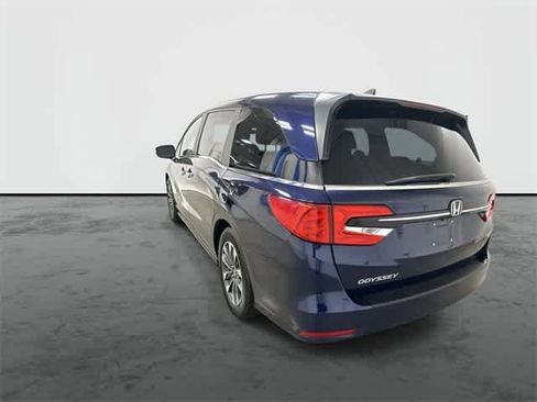 Certified 2024 Honda Odyssey EX-L image 2