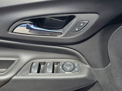 Used 2021 Chevrolet Equinox LT AWD/4WD image 16