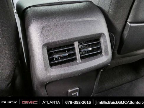 Used 2024 GMC Terrain SLE FWD image 18