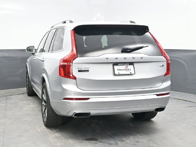 Used 2018 Volvo XC90 T6 Momentum w/ Convenience Package AWD/4WD image 5