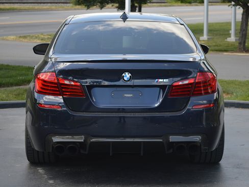 Used 2014 BMW M5 image 10