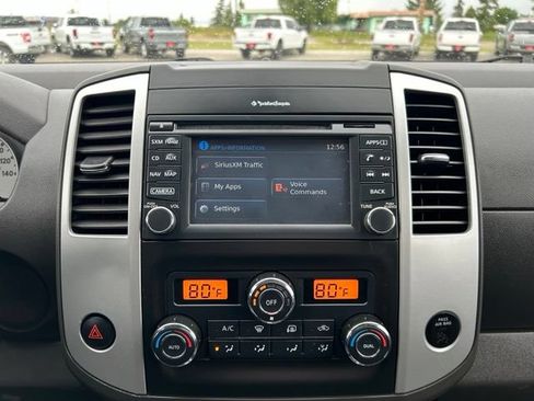 Used 2020 Nissan Frontier PRO-4X w/ Pro-4x Utility Package AWD/4WD image 18