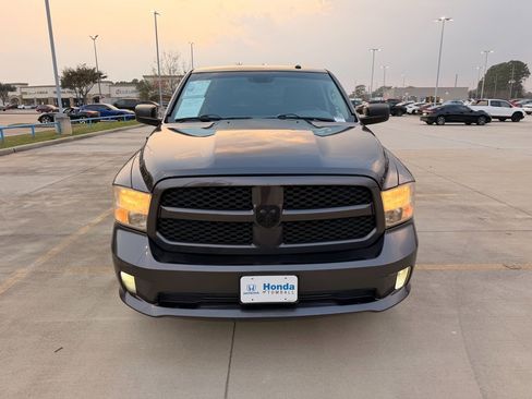 Used 2016 RAM 1500 Express image 3