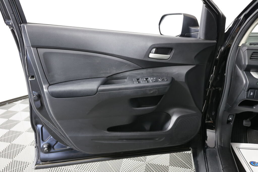 Used 2016 Honda CR-V LX image 13