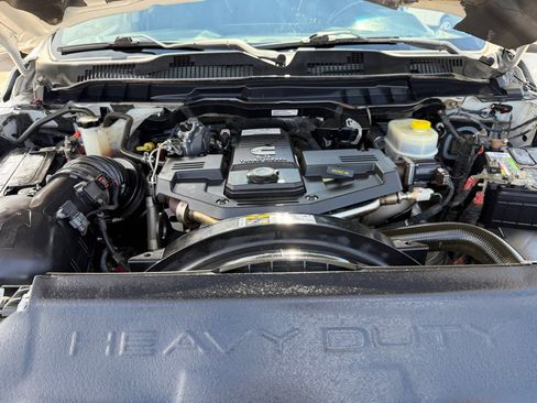 Used 2018 RAM 2500 Laramie w/ Convenience Group image 44