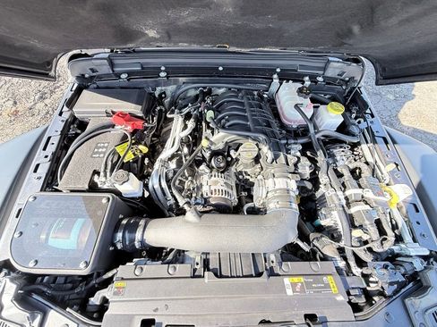 Used 2024 Jeep Gladiator Rubicon image 35