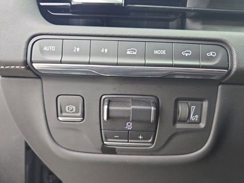 Used 2022 Cadillac Escalade Sport w/ Touring Package image 27