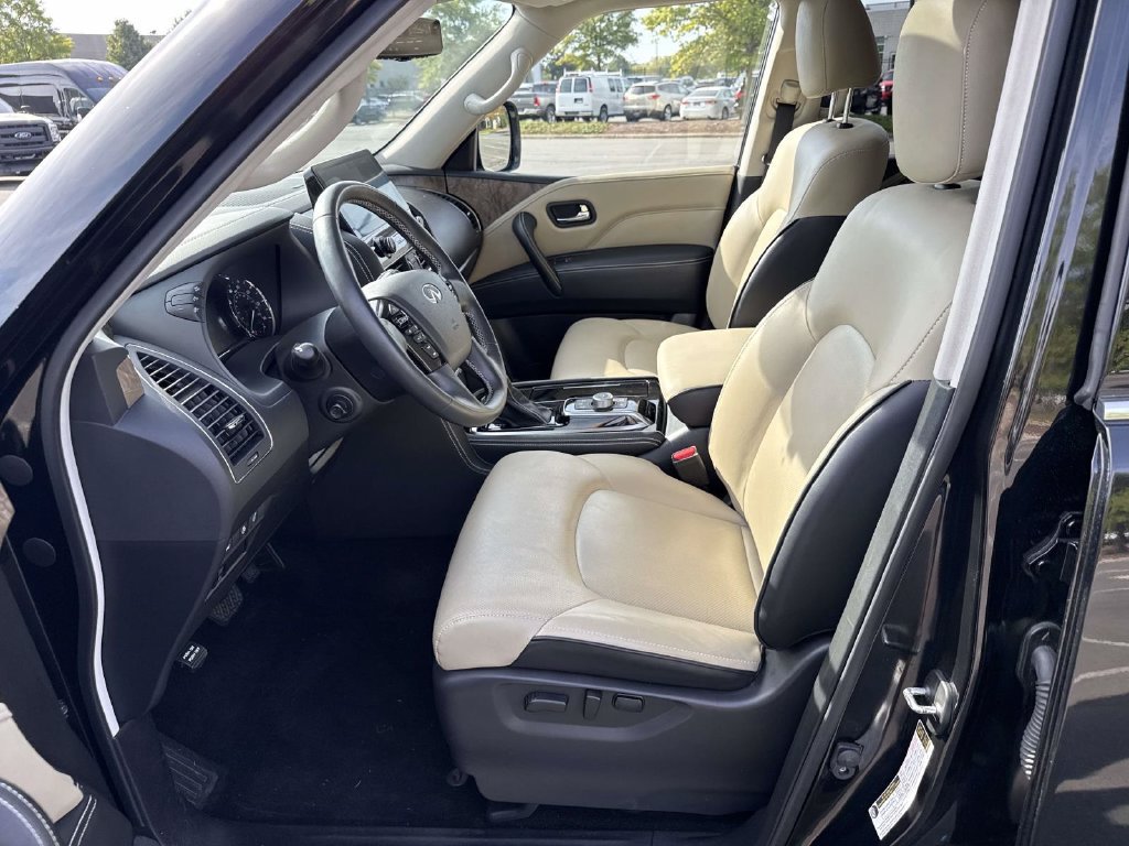 Used 2024 INFINITI QX80 Premium Select w/ Cargo Package AWD/4WD image 12