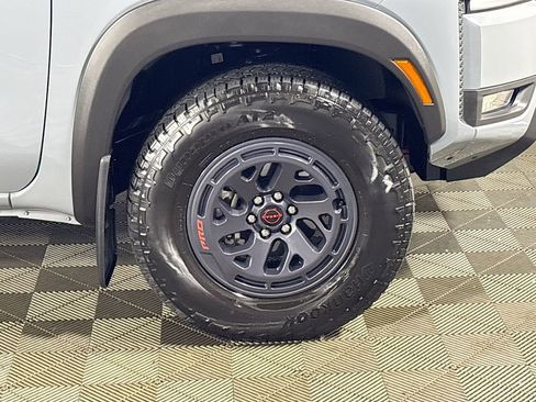 Used 2025 Nissan Frontier PRO-4X w/ Pro Premium Package AWD/4WD image 24