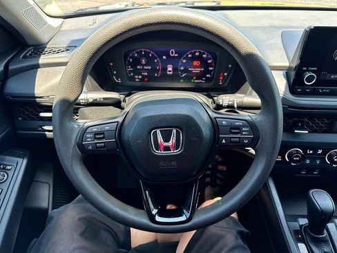 Used 2024 Honda Accord EX image 14