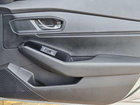 Used 2025 Honda Accord Touring image 29