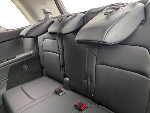 New 2026 Nissan Pathfinder SL image 22