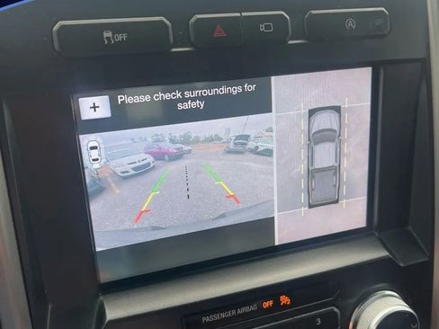 Used 2018 Ford F150 Platinum w/ Equipment Group 701A Luxury image 26