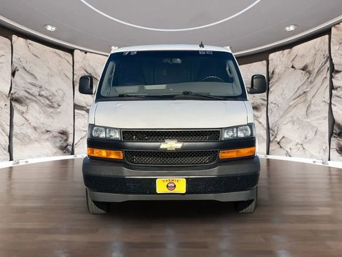 Used 2022 Chevrolet Express 2500 w/ Driver Convenience Package image 2