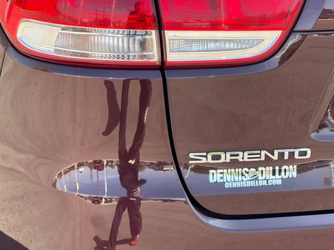 Used 2017 Kia Sorento AWD image 26
