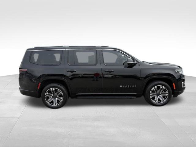 Used 2023 Jeep Wagoneer Series II AWD/4WD image 9