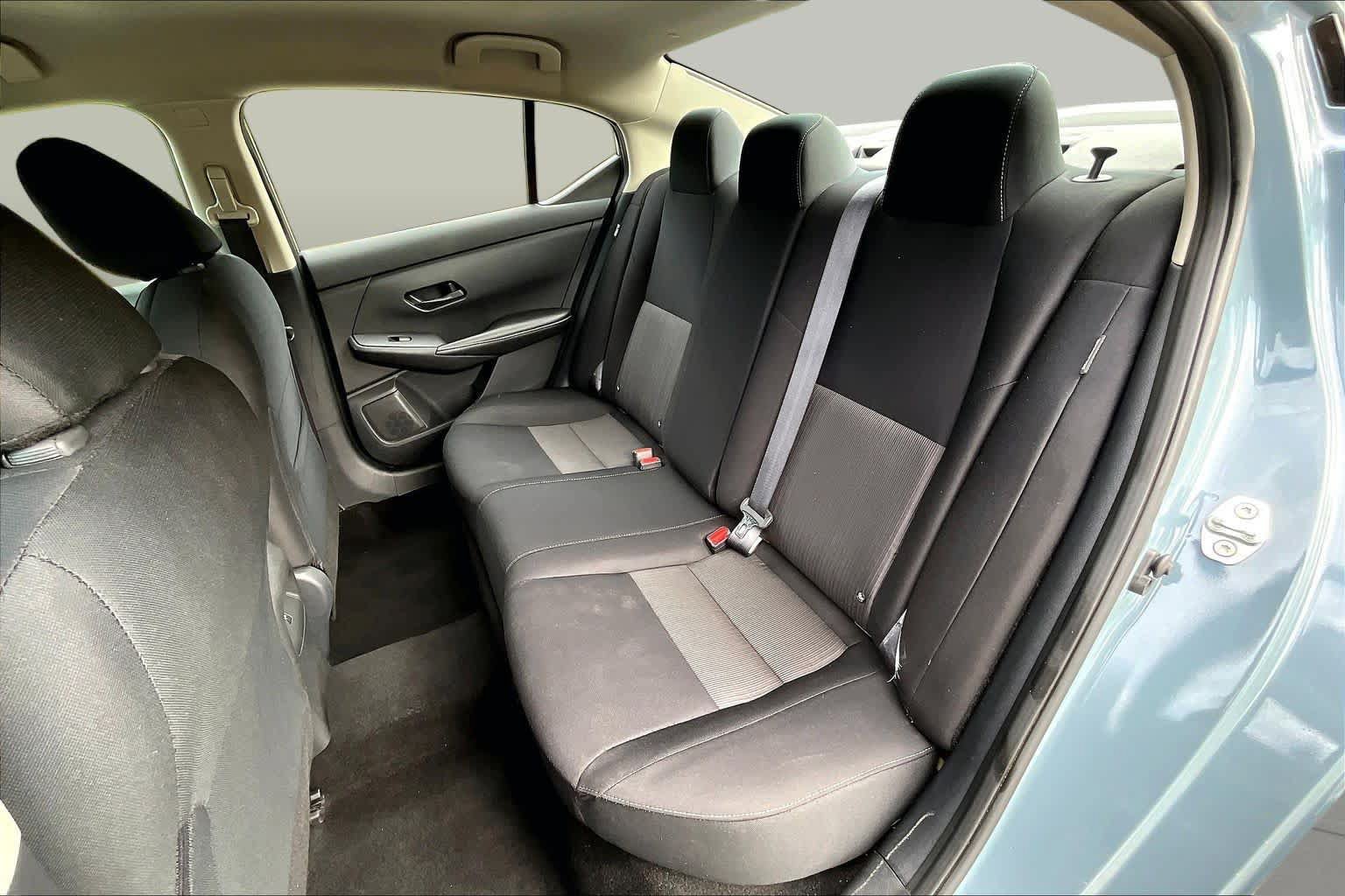 Used 2024 Nissan Sentra SV FWD image 20
