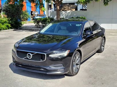 Used 2017 Volvo S90 T5 Momentum w/ Vision Package