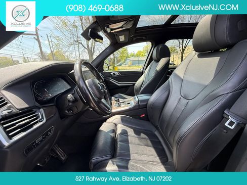 Used 2022 BMW X5 sDrive40i w/ M Sport Package RWD image 8