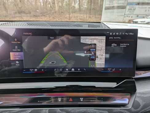 New 2026 BMW 530i xDrive w/ M Sport Package image 13