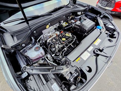 Used 2024 Volkswagen Atlas Cross Sport SEL R-Line image 47