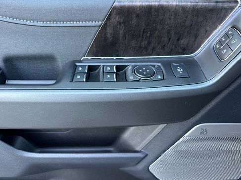 New 2025 Ford F250 Lariat w/ Lariat Ultimate Package image 10