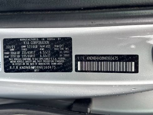 Used 2022 Kia Carnival LX FWD image 30