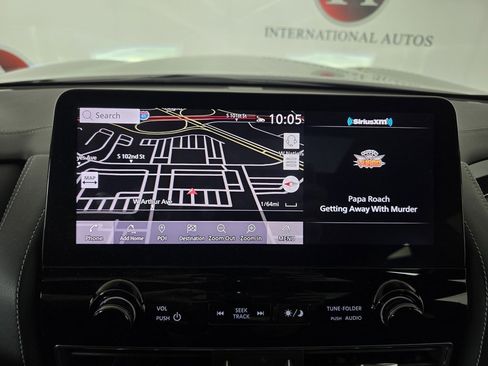 Used 2022 INFINITI QX80 Sensory w/ All-Season Package image 23