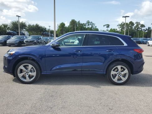 Certified 2025 Audi Q5 Premium Plus AWD/4WD image 7