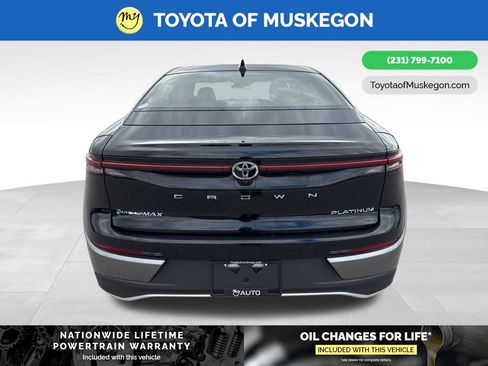 New 2026 Toyota Crown Platinum image 6