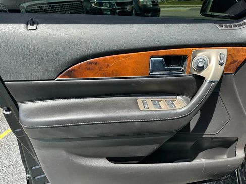 Used 2013 Lincoln MKX FWD w/ Wood Pkg image 12