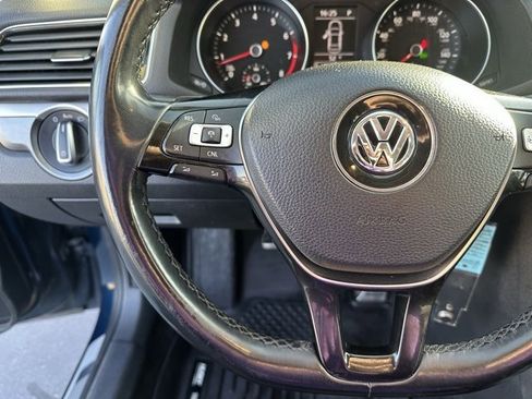 Used 2018 Volkswagen Passat 2.0T R-Line image 4