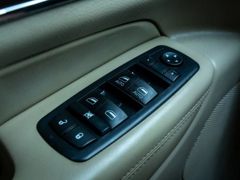 Used 2015 Jeep Grand Cherokee Limited AWD/4WD image 26