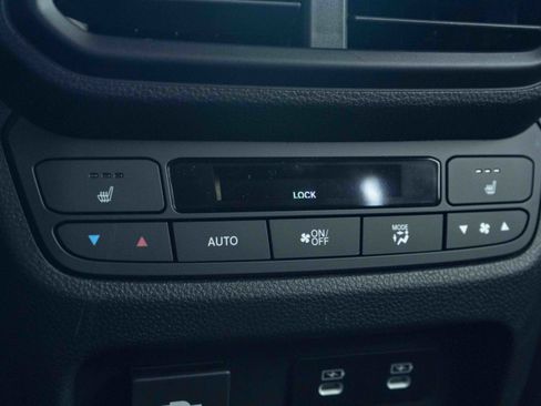 Used 2026 Honda Pilot Black Edition image 42