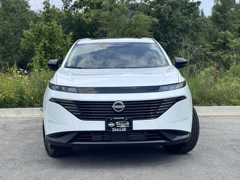 Certified 2025 Nissan Murano SL image 2