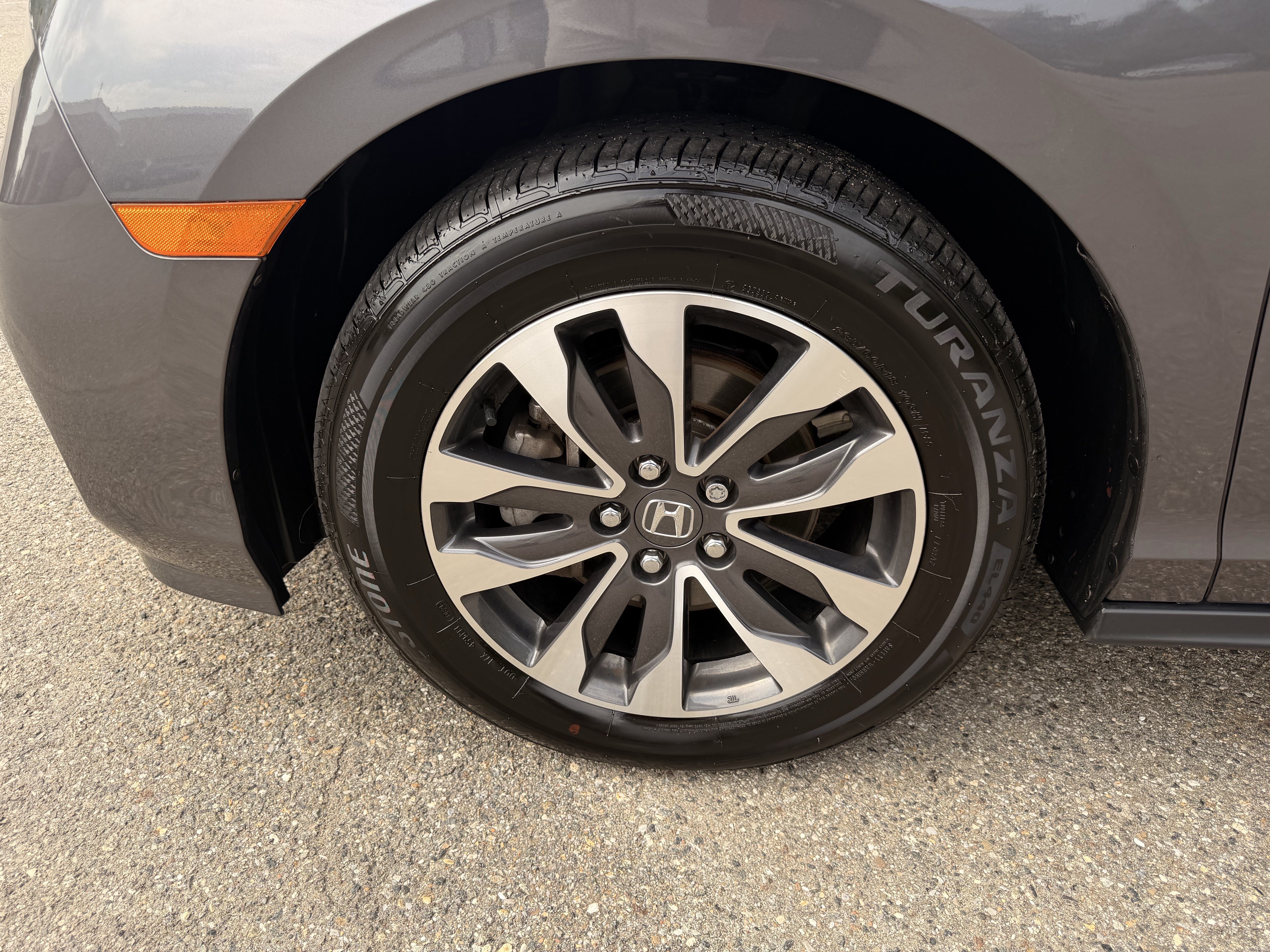 Used 2024 Honda Odyssey EX-L image 7