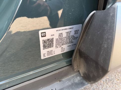 Used 2025 Chevrolet Trax LT image 27