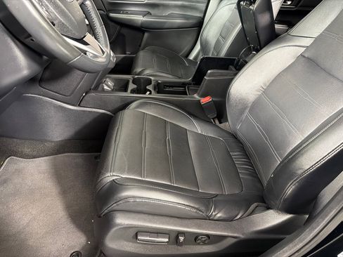 Used 2019 Honda CR-V Touring image 11