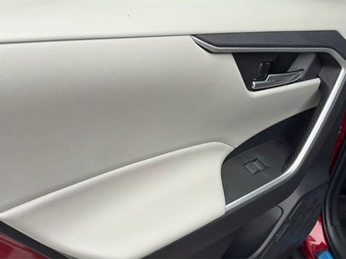 New 2025 Toyota RAV4 XLE image 25