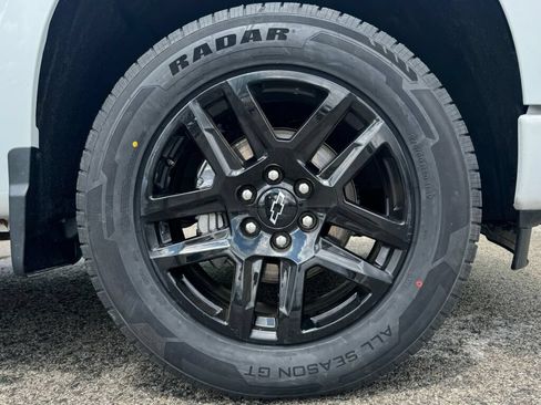 Used 2024 Chevrolet Silverado 1500 RST w/ LPO, Dark Essentials Package AWD/4WD image 12