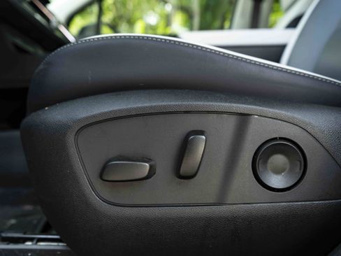Used 2024 Honda Prologue Touring image 39